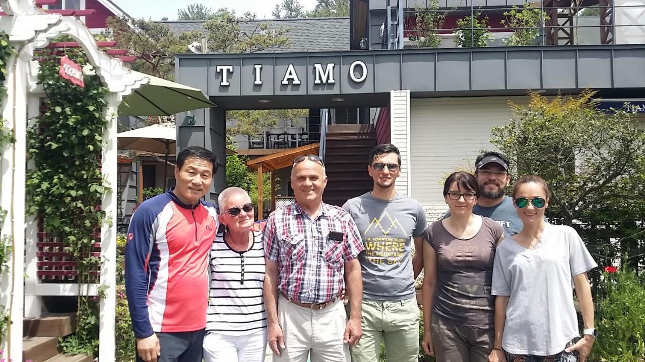 Gyeongju Tiamo Pension Exteriör bild