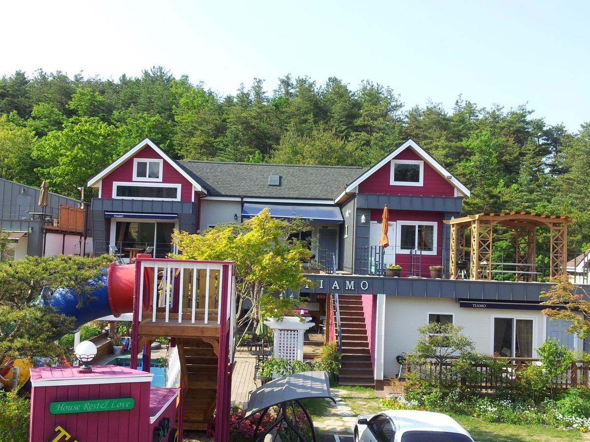 Gyeongju Tiamo Pension Exteriör bild