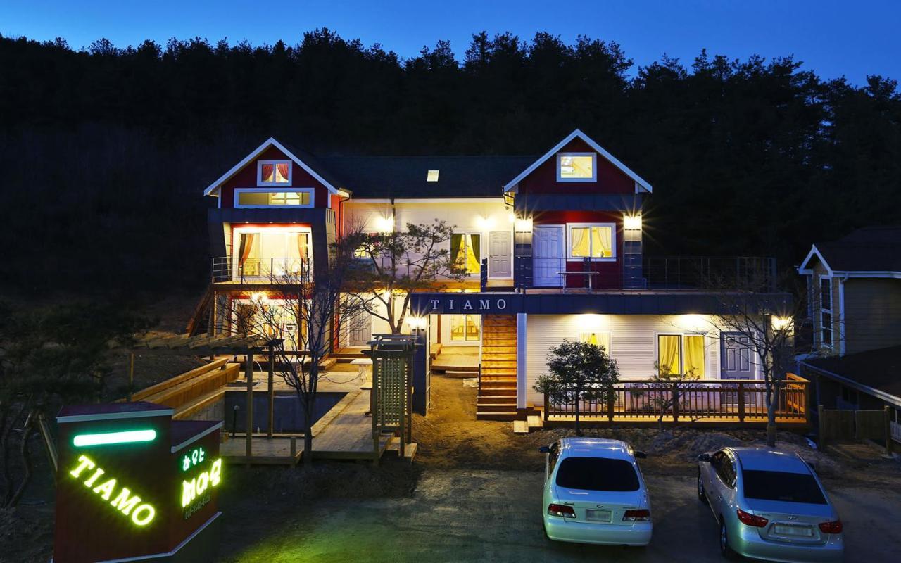 Gyeongju Tiamo Pension Exteriör bild